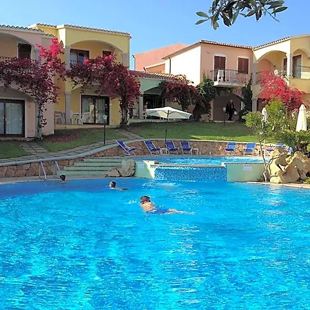 The Fantastic Residenza Badus 2-bedroom Sleeps 6child With Sea View Hotel