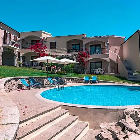 The Fantastic Residenza Badus 2-bedroom Sleeps 6child With Sea View Hotel Badesi