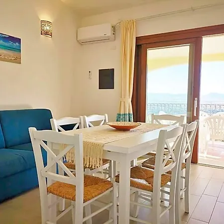 The Fantastic Residenza Badus 2-bedroom Sleeps 6child With Sea View Badesi