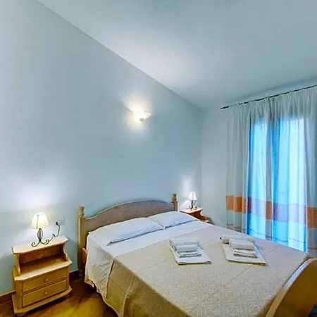 Hotel The Fantastic Residenza Badus 2-bedroom Sleeps 6child With Sea View 3*