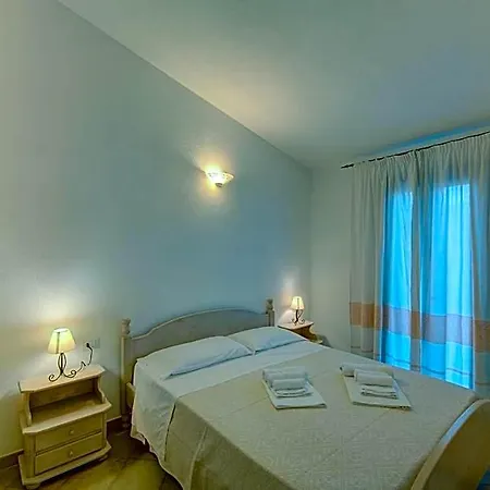 The Fantastic Residenza Badus 2-bedroom Sleeps 6child With Sea View Hotel Badesi